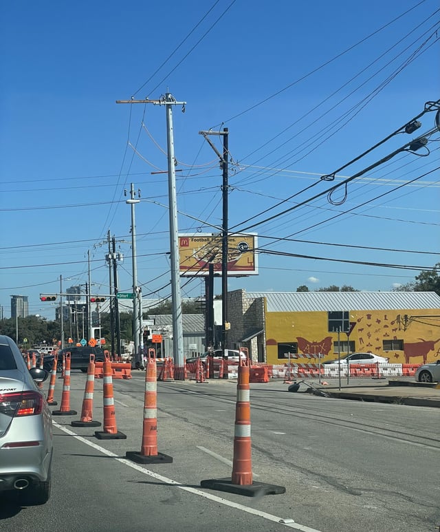 Lamar and Oltorf construction