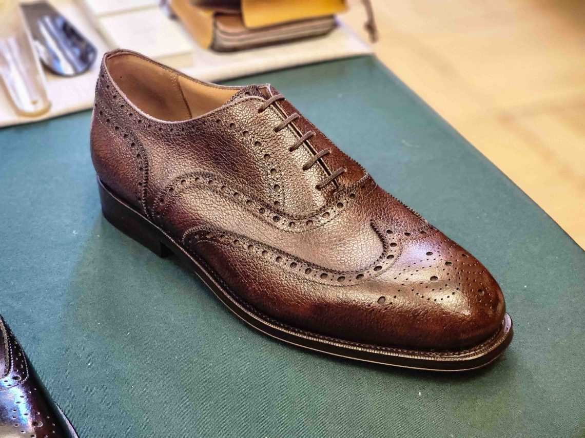 Full brogue oxford.