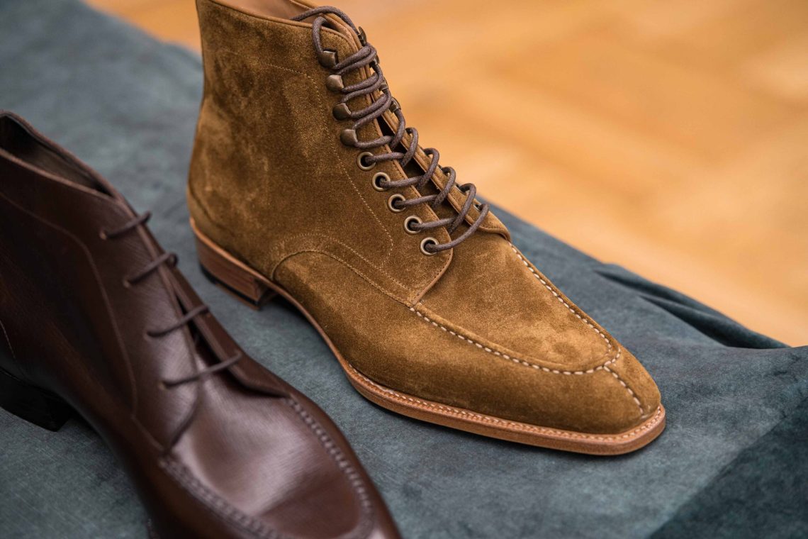 Snuff suede split toe boot by Yearn.