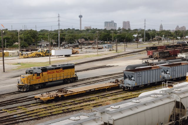 Is rail dream real? Local leaders revive talk of S.A.-to-Austin train service. | The last push for an expanded San Antonio to Austin rail line ended in failure. Could this time be different, or is it doomed before it really starts?